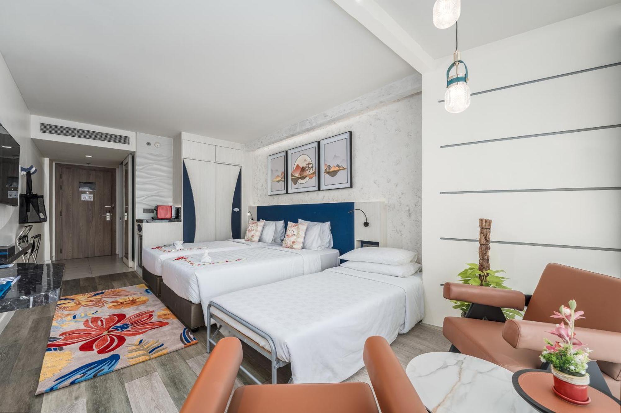 Hotel Clover Patong Phuket - Sha Plus Экстерьер фото